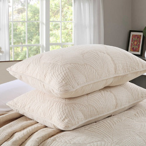 Natural cotton quilted blanket sham set | Our cotton quilt and sham set comes with one quilt and two shams, making it a perfect fit for any bed. The quilt is lightweight yet warm, making it perfect for all seasons. The shams have an envelope closure, adding a touch of elegance and sophistication to your bedding.